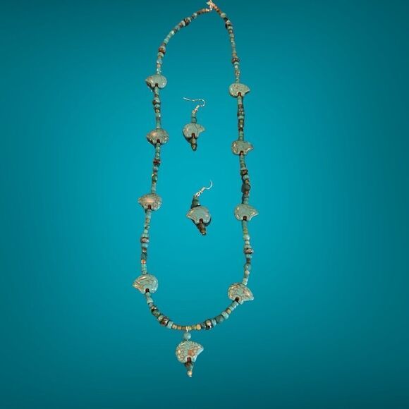 Zuni Bear Fetish Necklace Earring Set - Picture 3 of 5